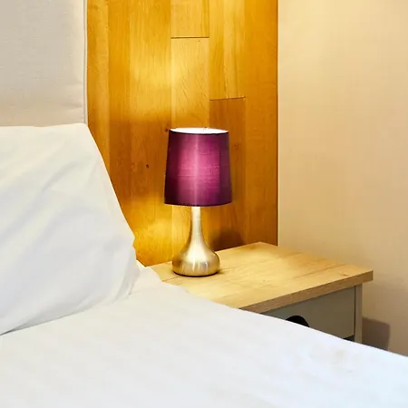 Holiday home Waters Edge With Hot Tub York