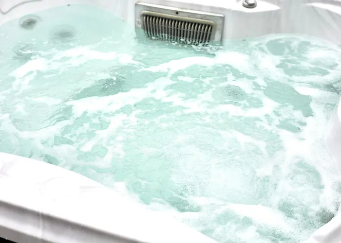 Сasa de vacaciones Waters Edge With Hot Tub *